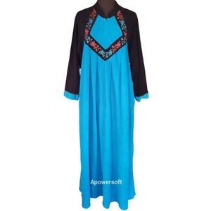 Vanity Fair Black and Blue Robe